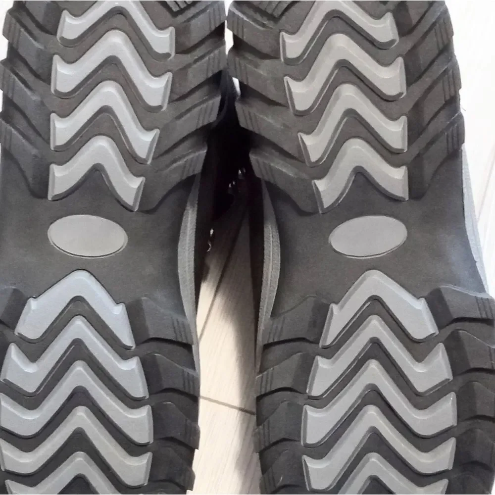 (71-4299)  Men's Winter Boot Sz 46 (13)